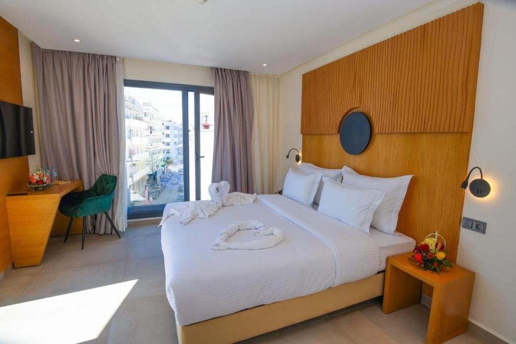Chambre double Deluxe avec balcon - FAHO Hôtel Rabat Hassan