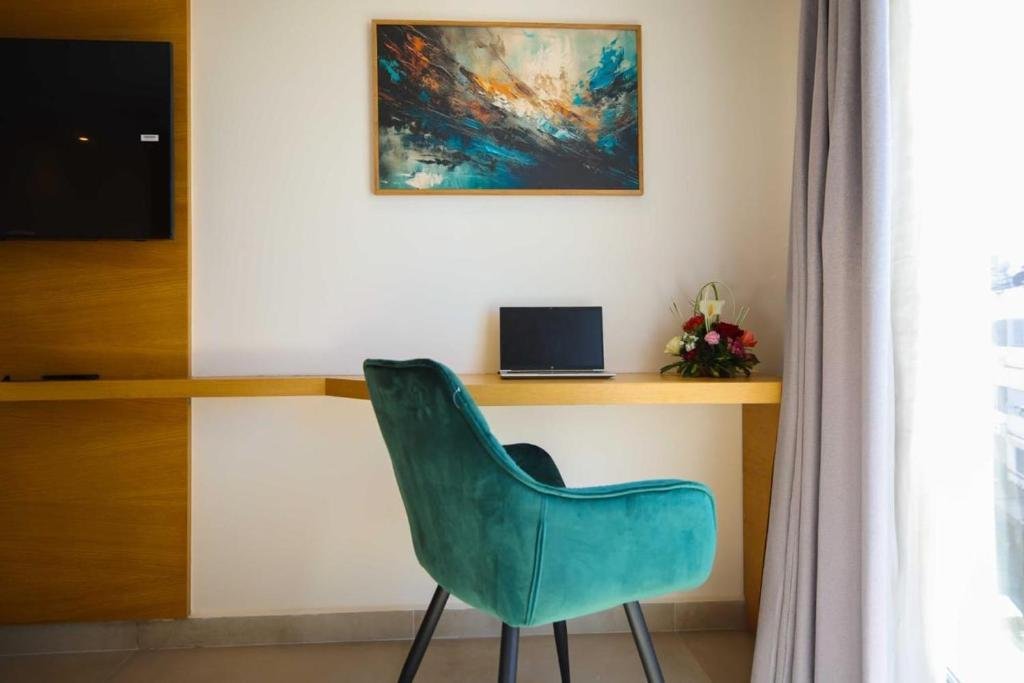 Chambre double Deluxe avec balcon - FAHO Hôtel Rabat Hassan